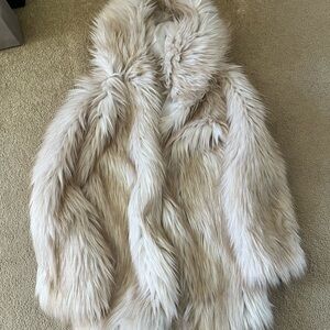 Women's Faux Fur Coat in Cream